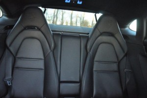 20.PORSCHE PANAMERA II 
